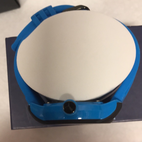 New Men’s PUMA Silicone Watch 45 mm 3 hand movements blue/black - Picture 7 of 16